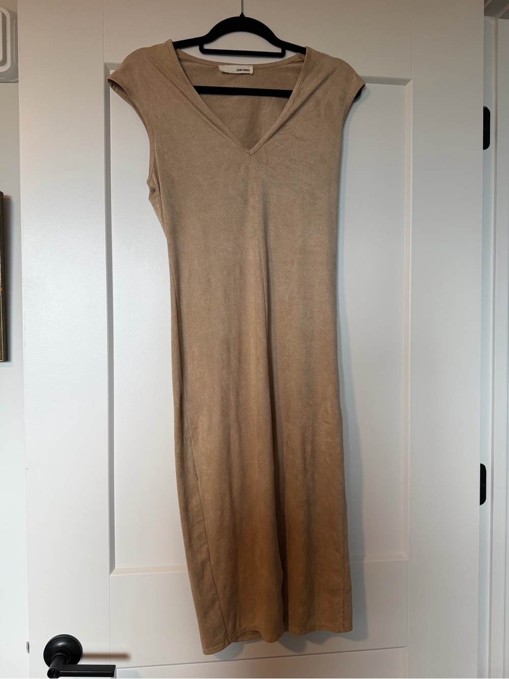 Sans Souci Cap-Sleeve V-Neck Maxi Dress in Taupe